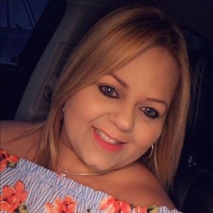 Meet your Posher, Glendalee